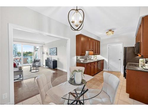 503-65 Port Street E, Mississauga, ON - Indoor Photo Showing Other Room