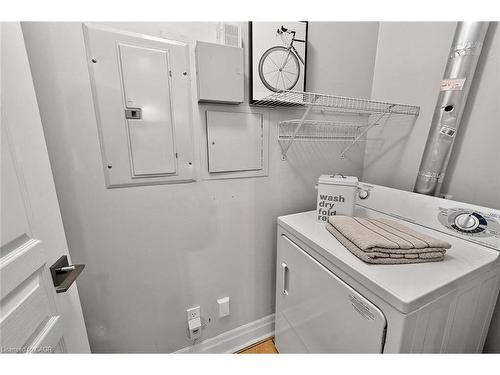 503-65 Port Street E, Mississauga, ON - Indoor Photo Showing Laundry Room