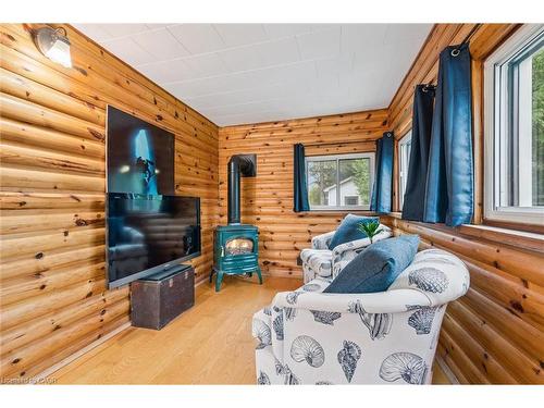 6548 Beatty Line N, Fergus, ON - Indoor