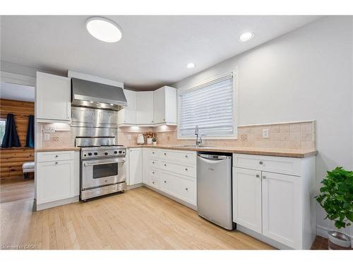 6548 Beatty Line N, Fergus, ON - Indoor Photo Showing Kitchen