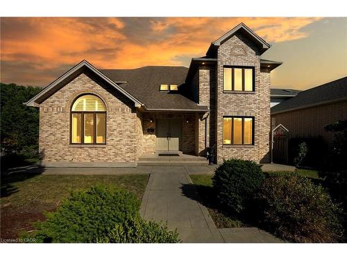 126 Montmorency Drive, Hamilton, ON - Outdoor