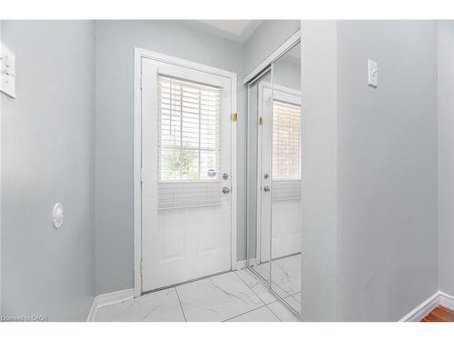 4 Vauxhall Crescent, Brampton, ON - Indoor Photo Showing Other Room