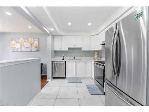 4 Vauxhall Crescent, Brampton, ON - Indoor Photo Showing Kitchen With Stainless Steel Kitchen With Upgraded Kitchen