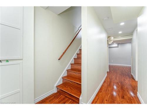 4 Vauxhall Crescent, Brampton, ON - Indoor Photo Showing Other Room