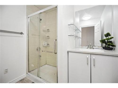 11 Whitfield Avenue, Hamilton, ON 