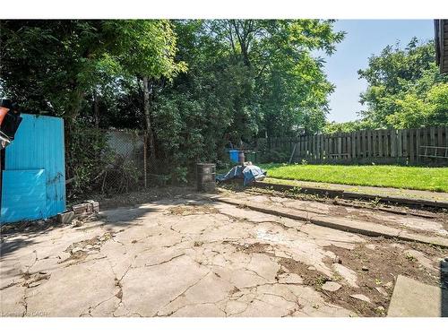 11 Whitfield Avenue, Hamilton, ON 