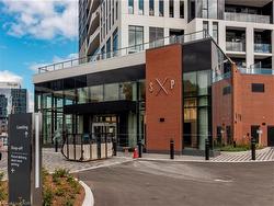 402-25 Wellington Street S Kitchener, ON N2G 0G5
