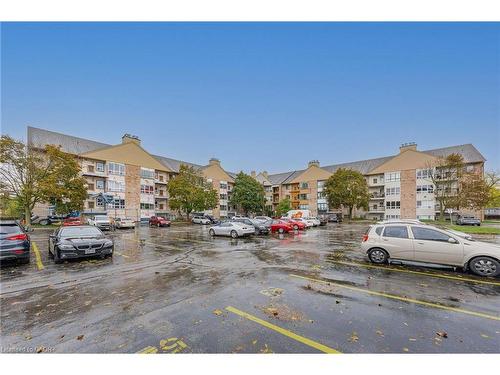 406-15 Hofstetter Avenue, Kitchener, ON - Outdoor With View
