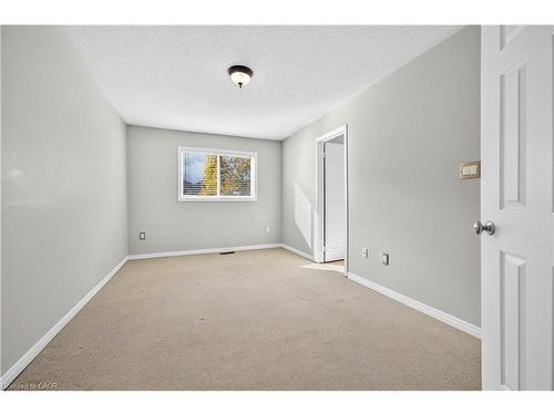 2456 Lazio Lane, Oakville, ON - Indoor Photo Showing Other Room