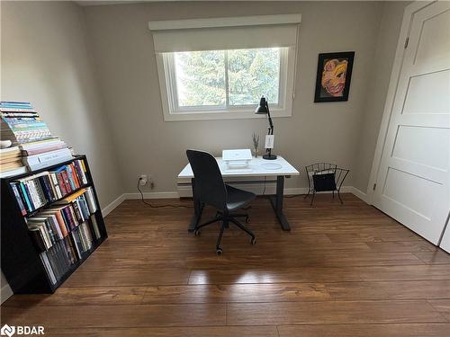 233 Westminster Drive S, Cambridge, ON - Indoor Photo Showing Office