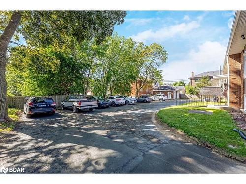 233 Westminster Drive S, Cambridge, ON - Outdoor