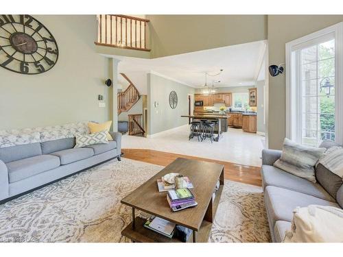 1525 Dickie Settlement Road, Cambridge, ON - Indoor Photo Showing Living Room