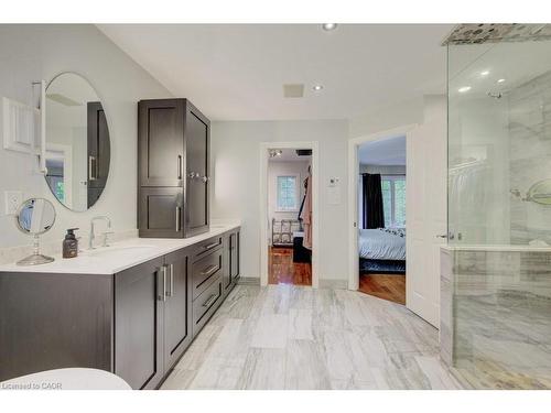 1525 Dickie Settlement Road, Cambridge, ON - Indoor Photo Showing Bathroom