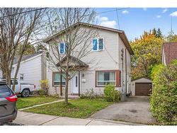 230 Broadway Avenue  Hamilton, ON L8S 2W6