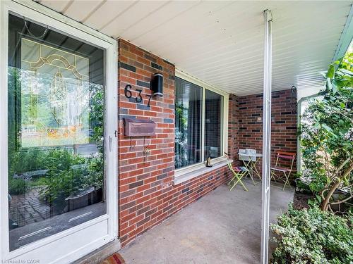 637 Artreva Crescent  Burlington, ON L7L 2B8