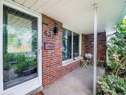 637 Artreva Crescent  Burlington, ON L7L 2B8