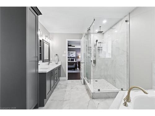 79 Assisi Street, Hamilton, ON - Indoor Photo Showing Bathroom
