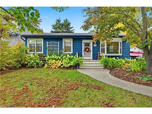415 Henderson Road, Burlington, ON - Outdoor With Facade