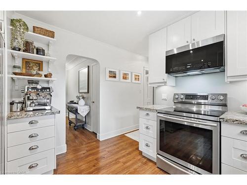 415 Henderson Road, Burlington, ON - Indoor Photo Showing Kitchen