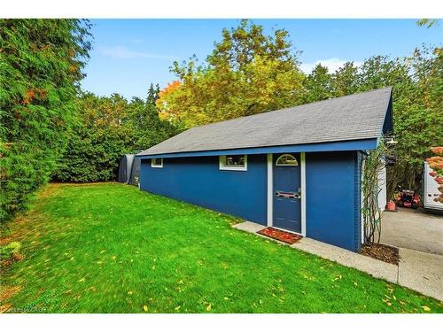 415 Henderson Road, Burlington, ON - Outdoor