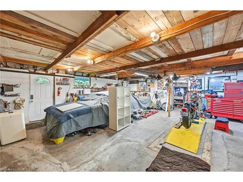 415 Henderson Road, Burlington, ON - Indoor