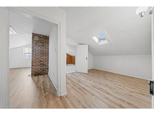 1373 Edworthy Side Road, North Dumfries, ON 