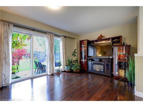 21 Mullin Drive, Guelph, ON - Indoor