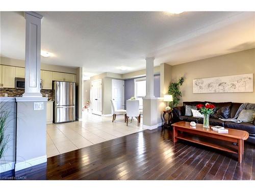 21 Mullin Drive, Guelph, ON - Indoor Photo Showing Living Room