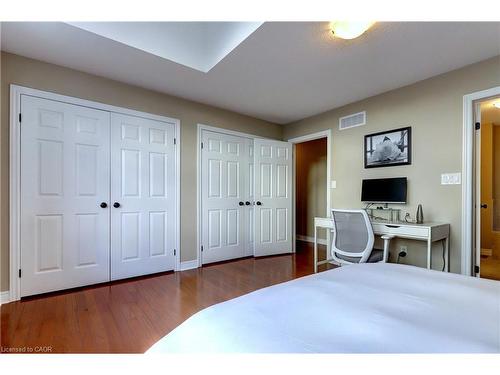 21 Mullin Drive, Guelph, ON - Indoor Photo Showing Bedroom