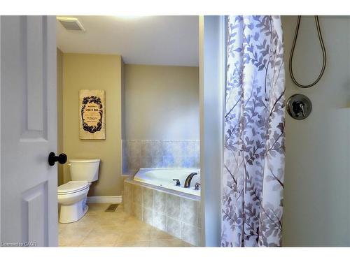 21 Mullin Drive, Guelph, ON - Indoor Photo Showing Bathroom