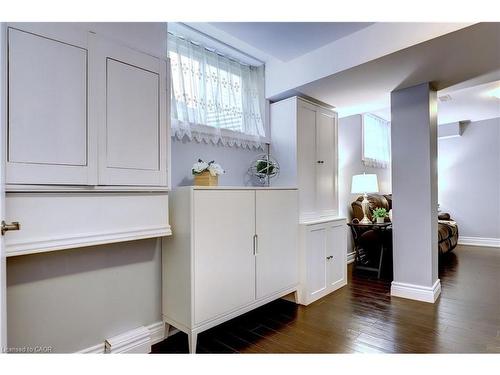 21 Mullin Drive, Guelph, ON - Indoor Photo Showing Other Room