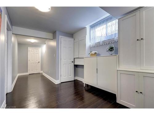 21 Mullin Drive, Guelph, ON - Indoor Photo Showing Other Room