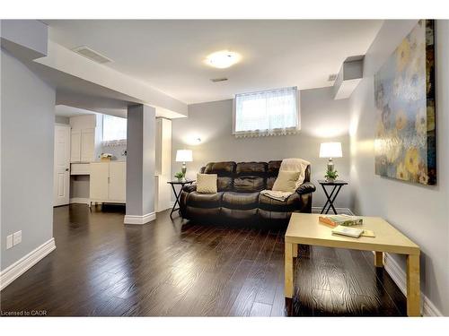 21 Mullin Drive, Guelph, ON - Indoor Photo Showing Living Room