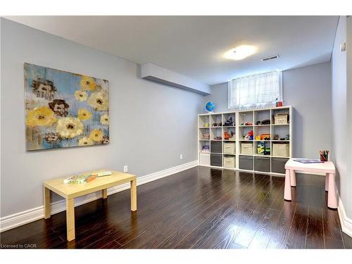 21 Mullin Drive, Guelph, ON - Indoor