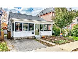 47 Tom Street  Hamilton, ON L8R 1X2