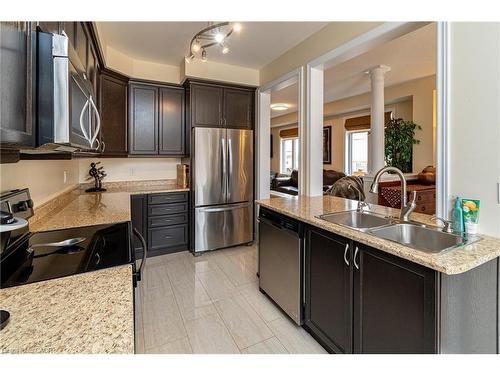 67 Forsyth Crescent, Barrie, ON - Indoor Photo Showing Kitchen With Stainless Steel Kitchen With Double Sink