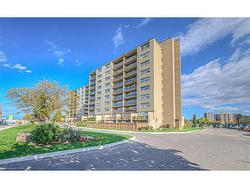 607-15 Nicklaus Drive  Hamilton, ON L8K 5J5