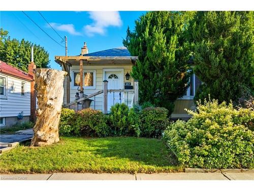 267 Thayer Avenue, Hamilton, ON - Outdoor