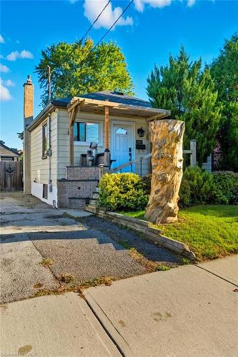 267 Thayer Avenue, Hamilton, ON - Outdoor