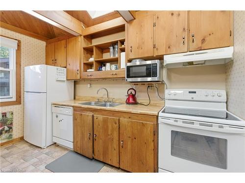 267 Thayer Avenue, Hamilton, ON - Indoor Photo Showing Kitchen With Double Sink