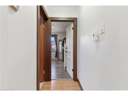 267 Thayer Avenue, Hamilton, ON - Indoor Photo Showing Other Room