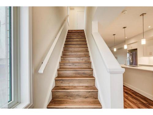 4 Lily Lane, Guelph, ON - Indoor Photo Showing Other Room