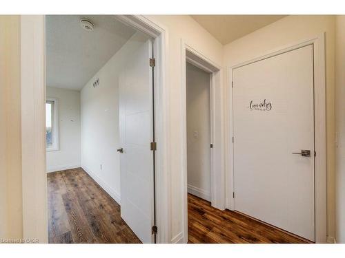4 Lily Lane, Guelph, ON - Indoor Photo Showing Other Room