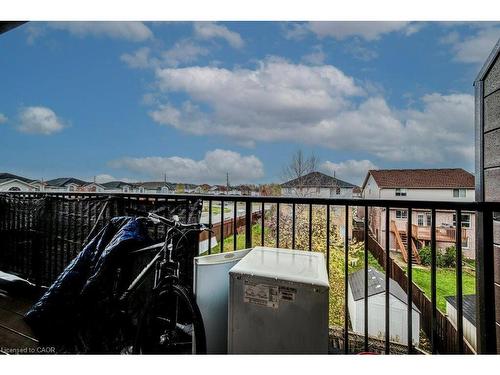 4 Lily Lane, Guelph, ON - Outdoor