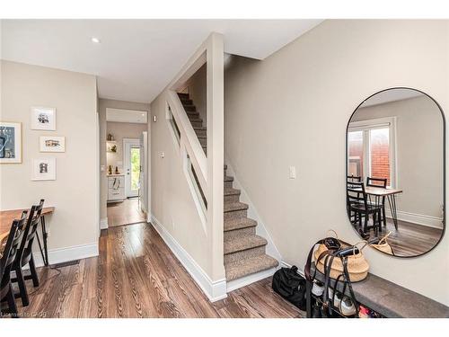 319 Hunter Street W, Hamilton, ON - Indoor Photo Showing Other Room