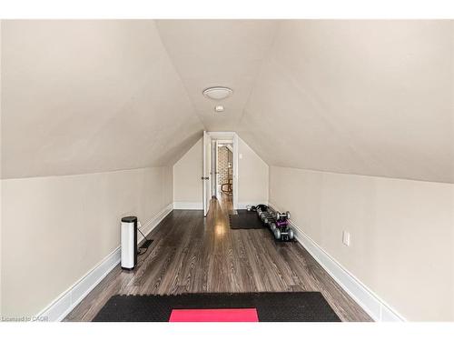 319 Hunter Street W, Hamilton, ON - Indoor Photo Showing Other Room