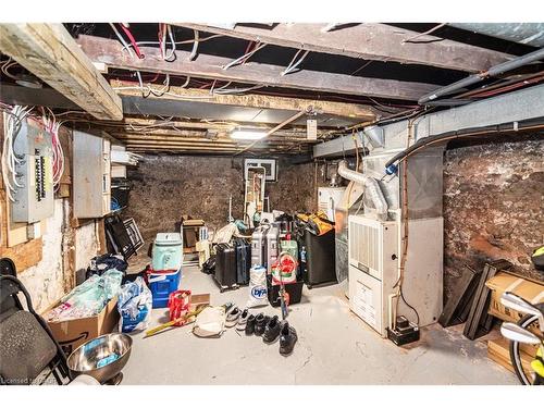 319 Hunter Street W, Hamilton, ON - Indoor Photo Showing Basement