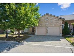 4-900 Doon Village Road  Kitchener, ON N2P 1A4