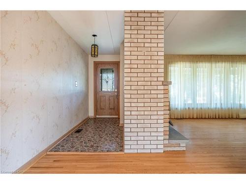 654 Hiawatha Boulevard, Ancaster, ON - Indoor Photo Showing Other Room