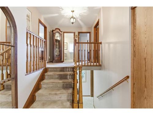 1235 Barton Street, Stoney Creek, ON - Indoor Photo Showing Other Room